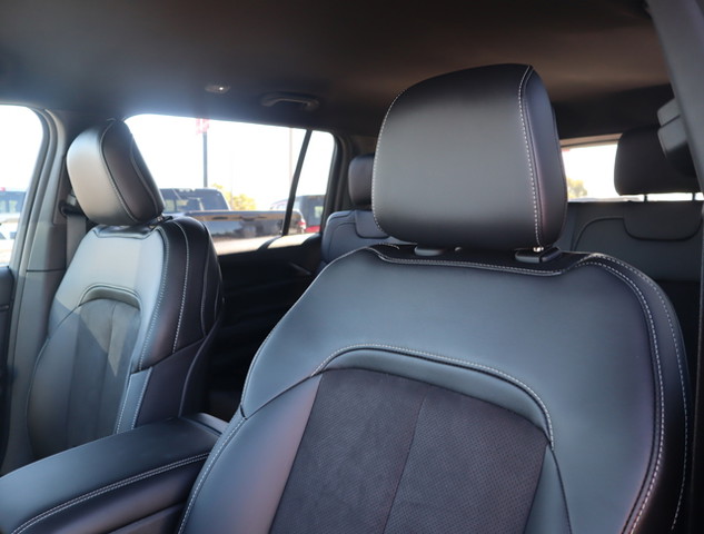 2024 Jeep Grand Cherokee Altitude photo 19