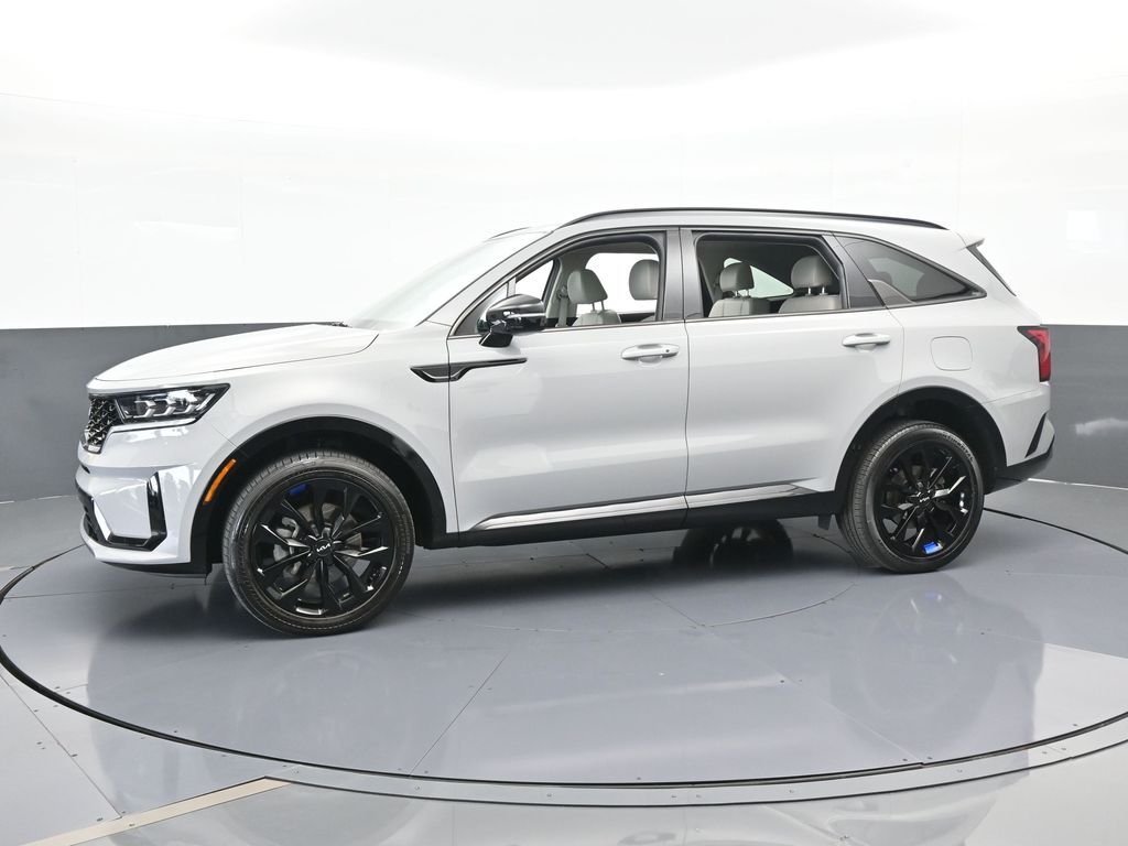 2023 Kia Sorento SX photo 2