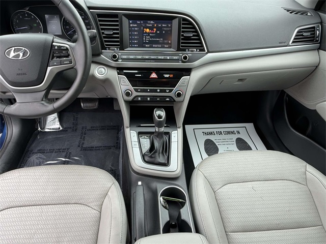 2017 Hyundai Elantra Limited photo 18