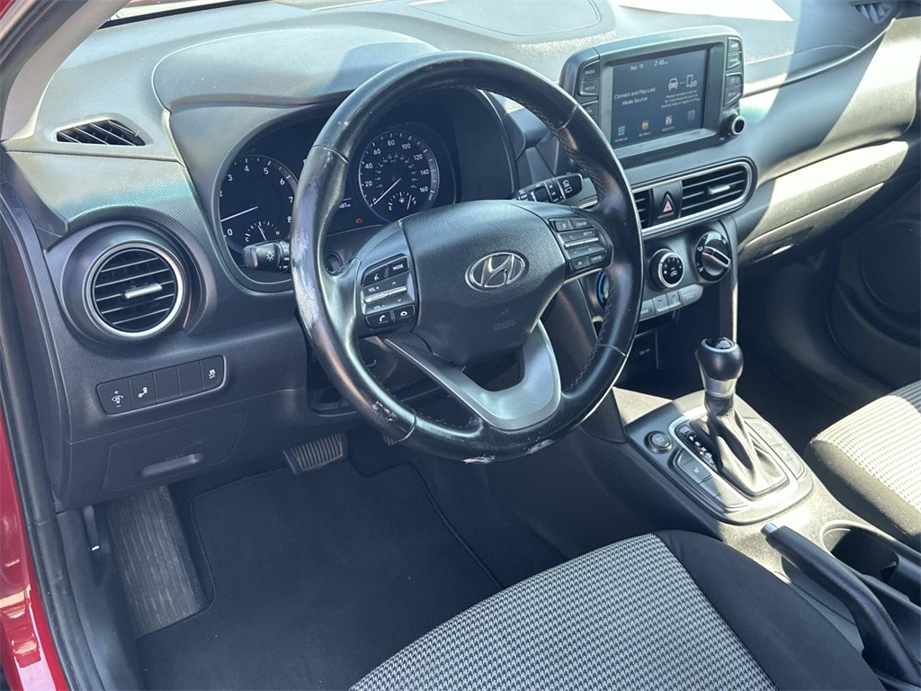 2018 Hyundai Kona SEL photo 2
