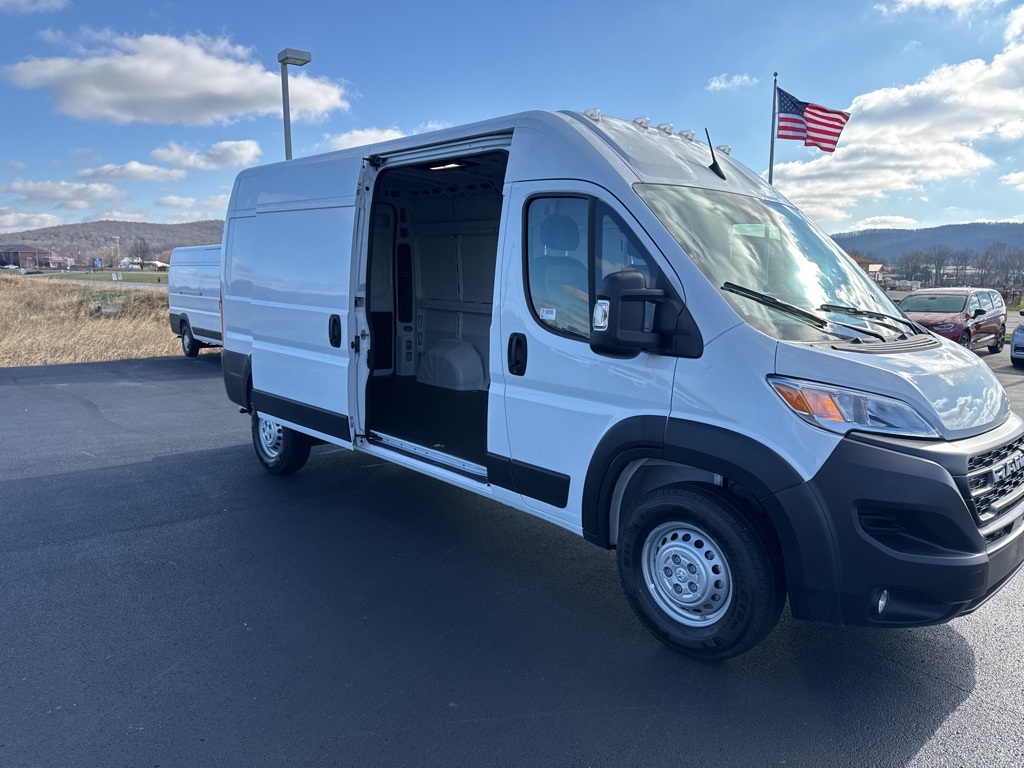 2026 Ram ProMaster 2500 photo 4
