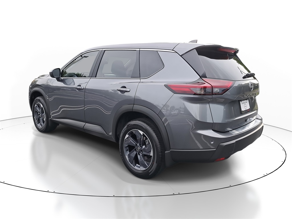 2026 Nissan Rogue SV photo 2