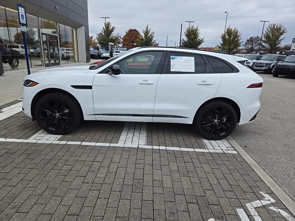 2025 Jaguar F-PACE P250 R-Dynamic S photo 2