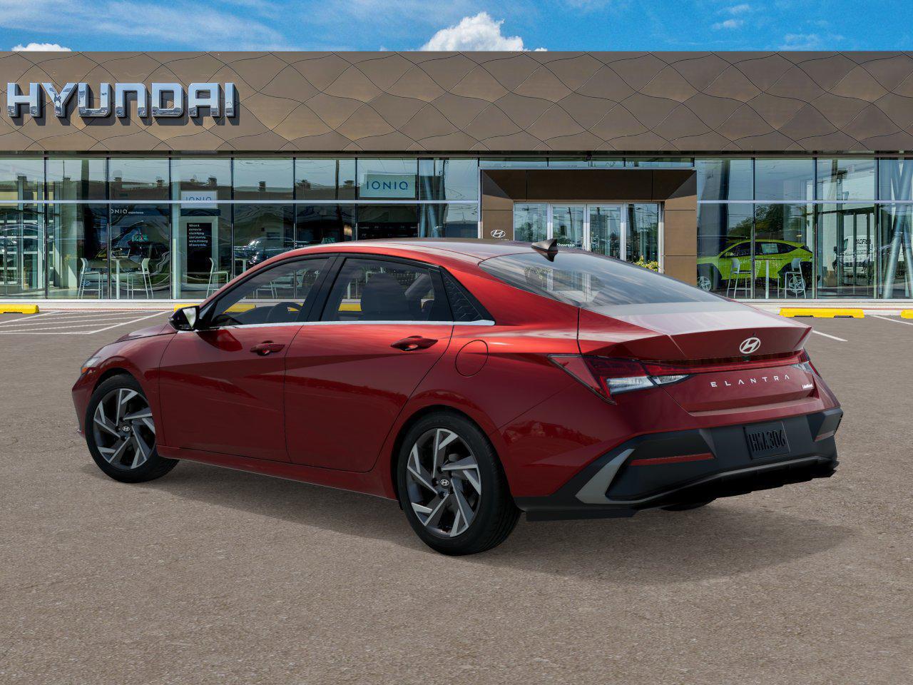 2025 Hyundai Elantra Limited photo 5