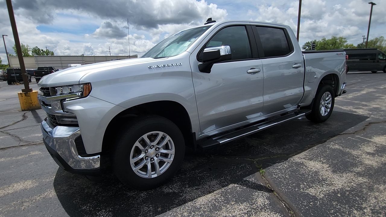 2022 Chevrolet Silverado 1500 photo 3