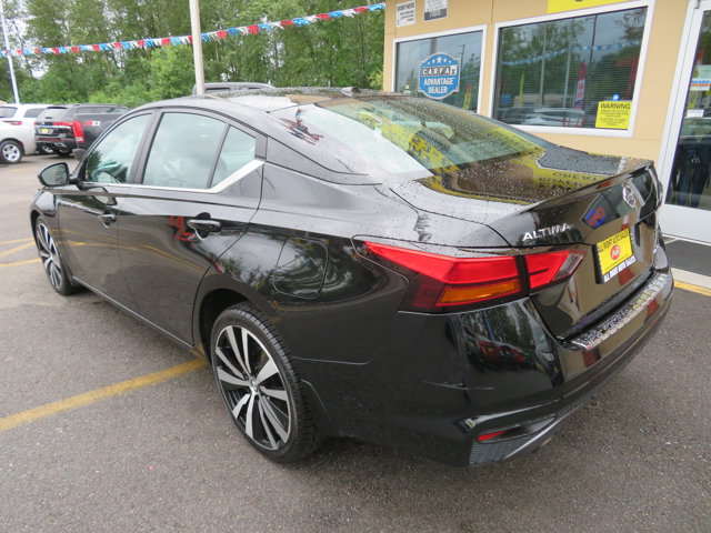2019 Nissan Altima 2.5 SR photo 3