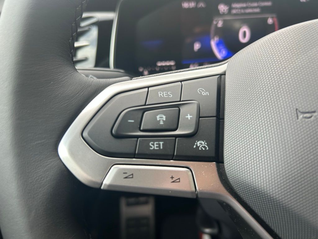 2025 Volkswagen Jetta 1.5T Sport photo 13