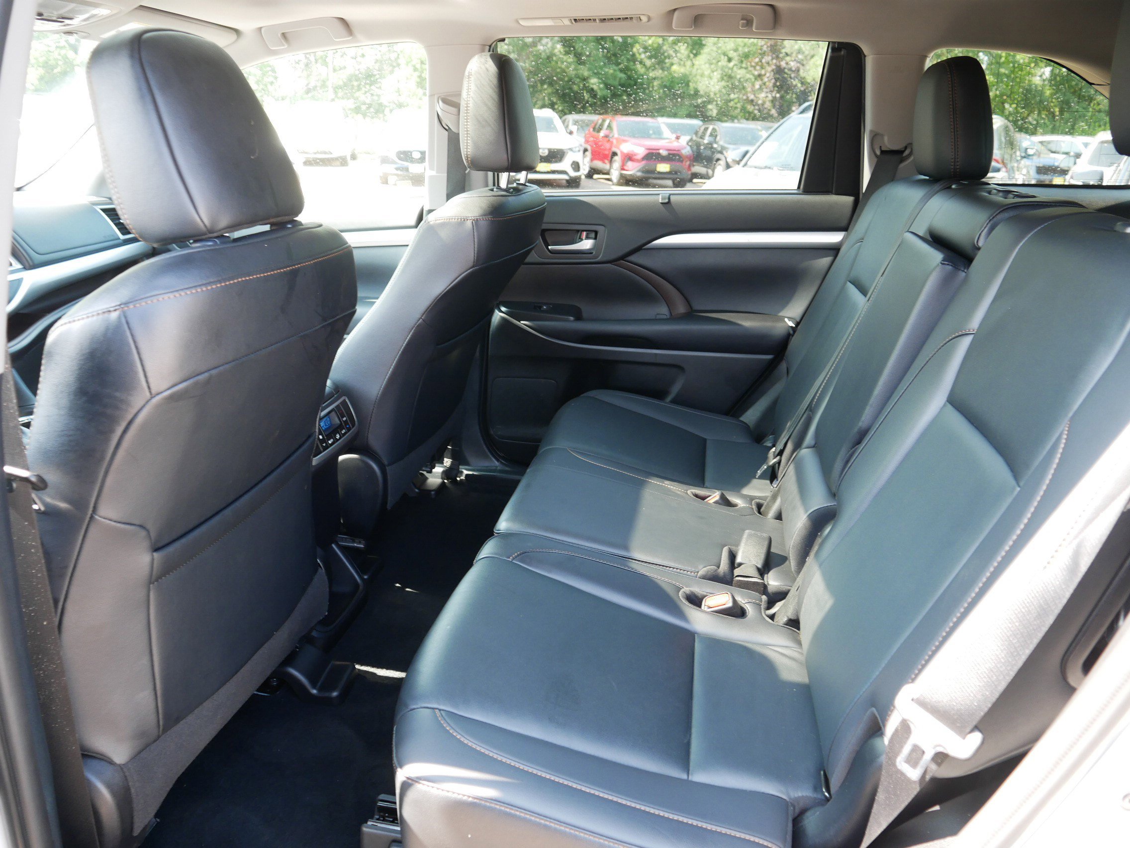 2019 Toyota Highlander Hybrid XLE photo 33