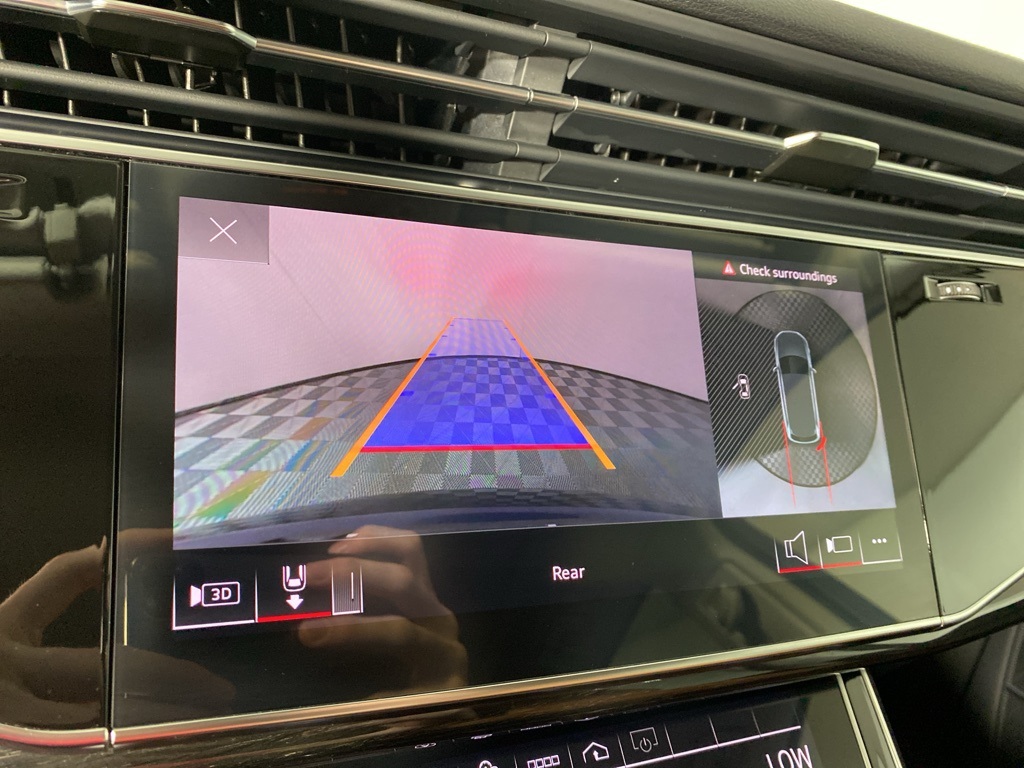 2023 Audi Q7 55 Premium Plus photo 16