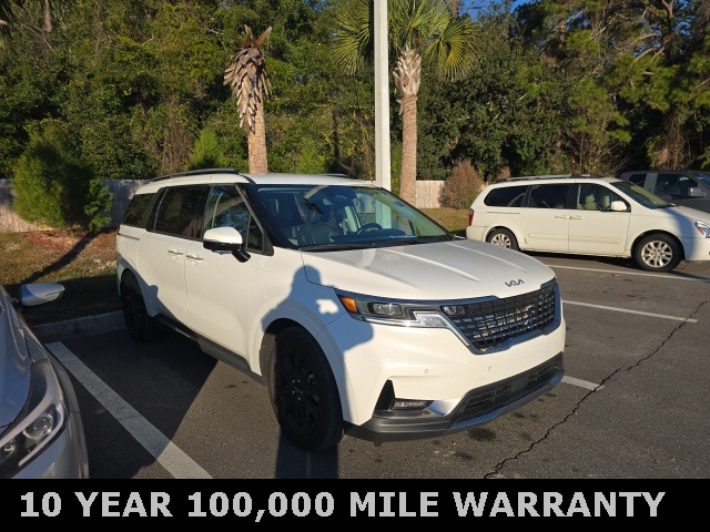 2024 Kia Carnival SX's photo