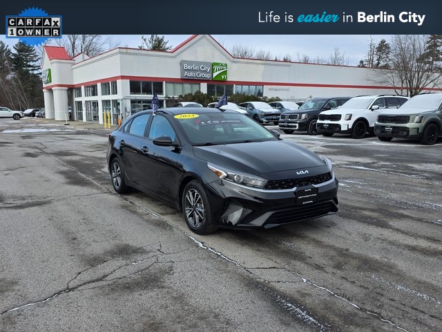 2023 Kia Forte LXS's photo