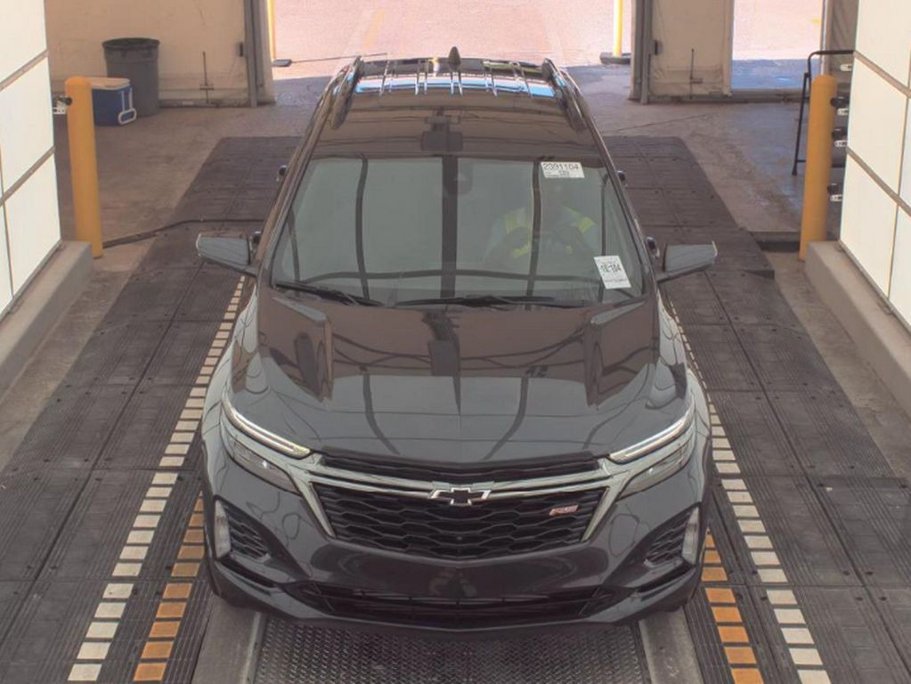 2022 Chevrolet Equinox RS photo 3