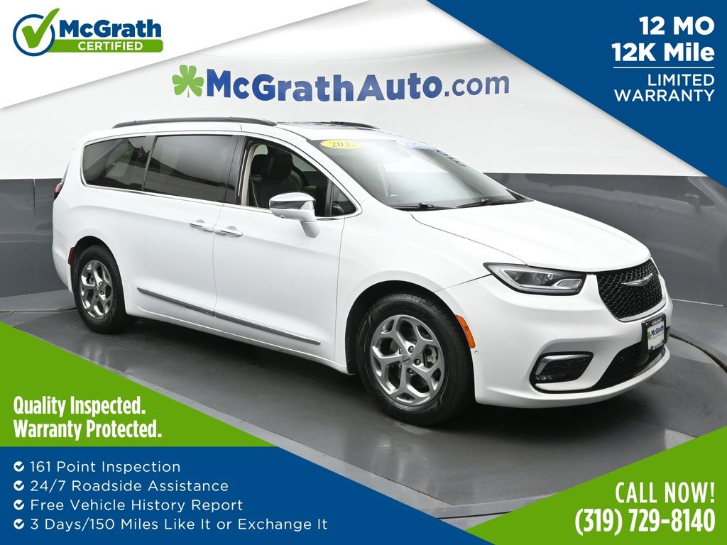 2022 Chrysler Pacifica Limited's photo