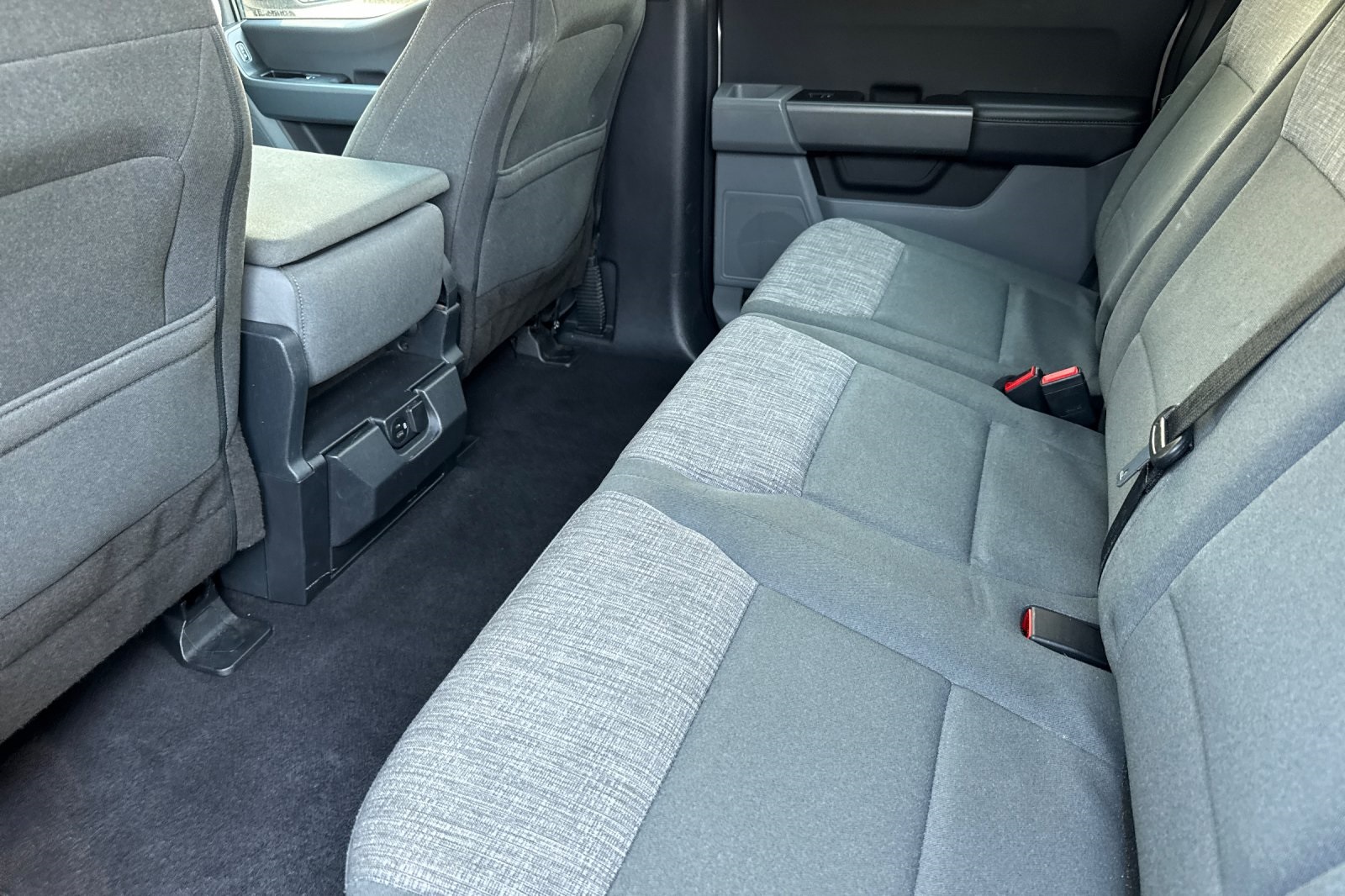 2023 Ford F-150 XLT photo 4