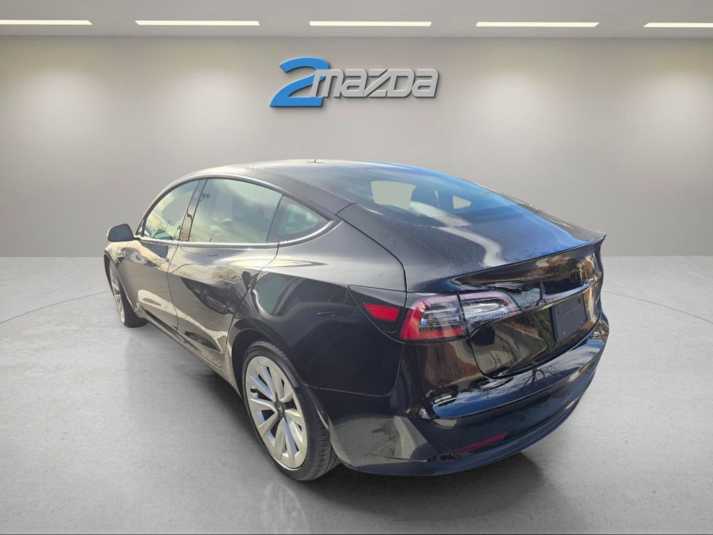2022 Tesla Model 3 Long Range photo 2