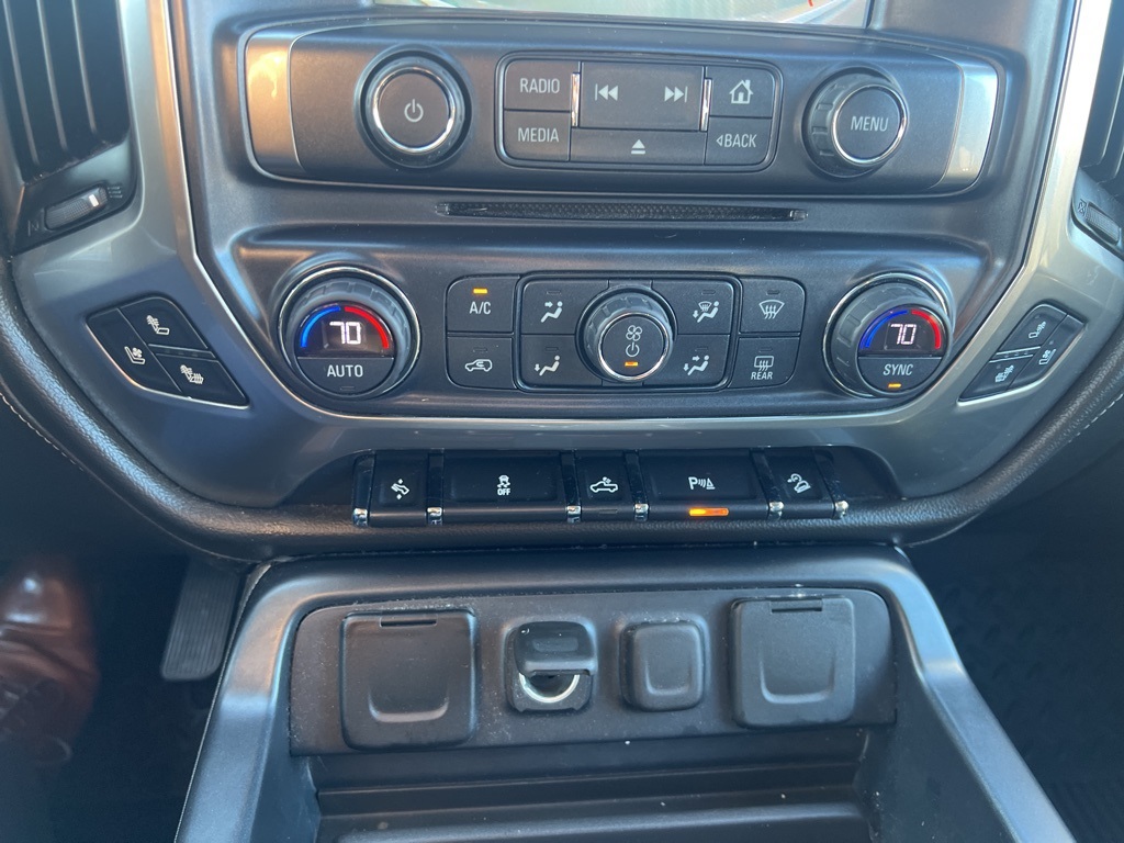 2017 CHEVROLET SILVERADO - Image 15