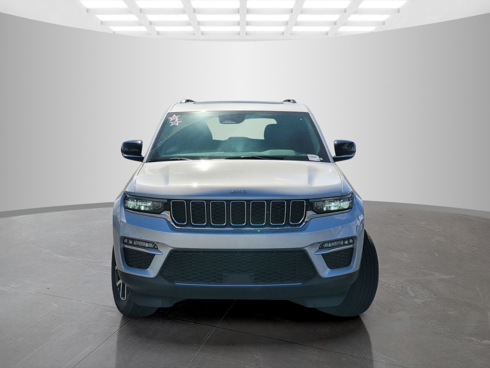 2025 Jeep Grand Cherokee Limited photo 2