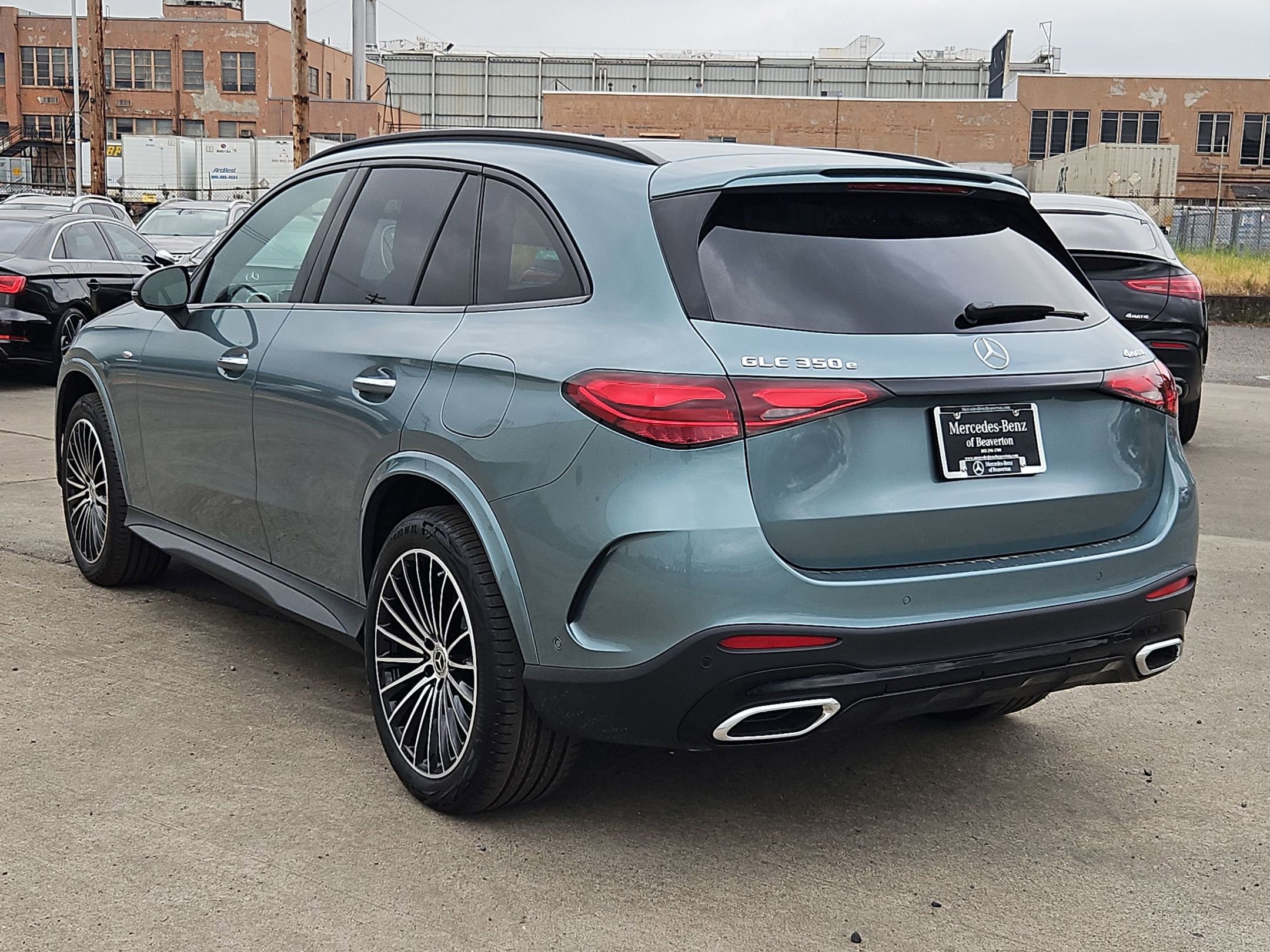 2025 Mercedes-Benz GLC