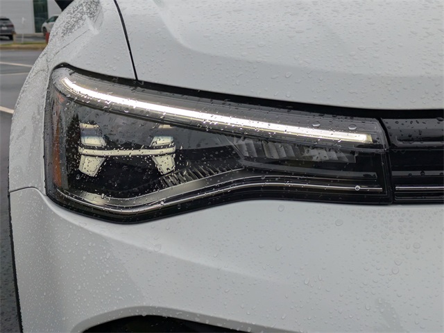 2025 Volkswagen Taos S photo 8
