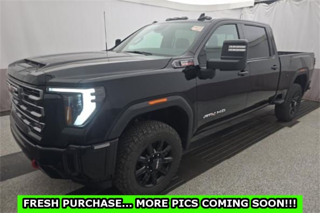 2025 GMC Sierra 2500HD AT4's photo