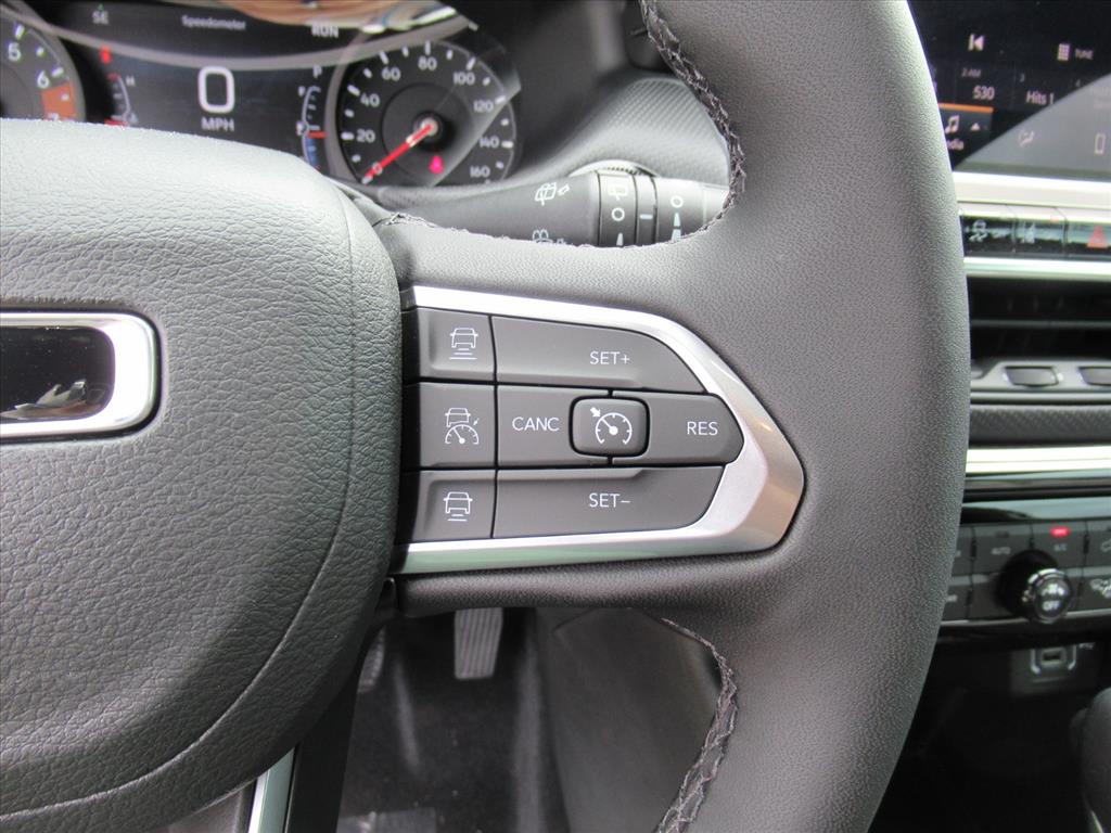 2025 Jeep Compass Limited photo 17