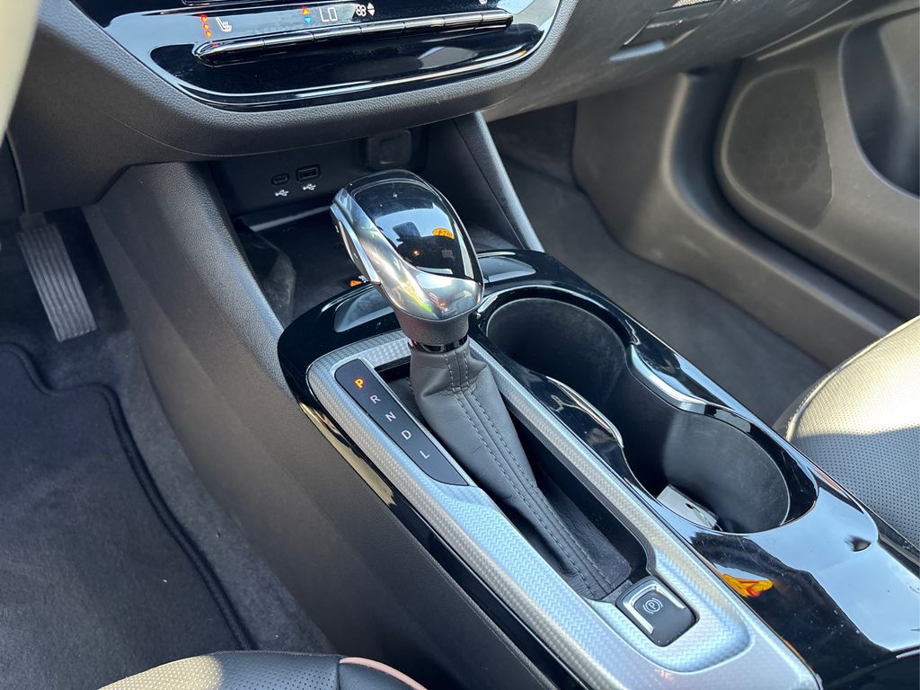 2024 Buick Envista Avenir photo 32