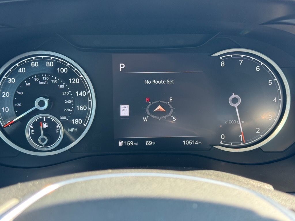 2025 Genesis G70 2.5T photo 19