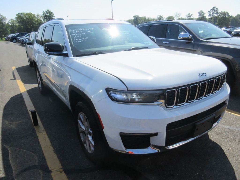 2021 Jeep Grand Cherokee L Limited's photo