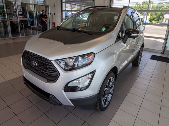 2020 Ford EcoSport SES photo 2
