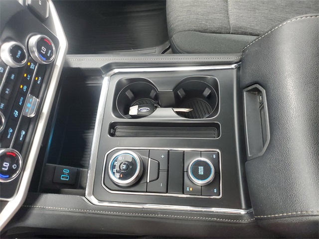 2022 Ford Expedition MAX XLT photo 18