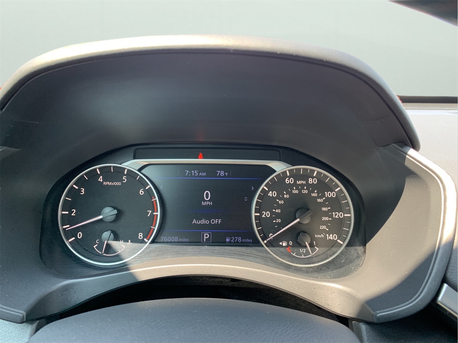 2022 Nissan Altima 2.5 SR photo 13