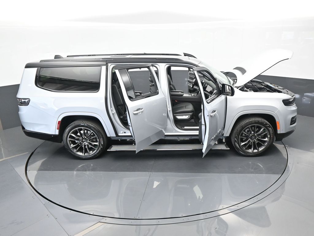 2024 Jeep Grand Wagoneer L II photo 60
