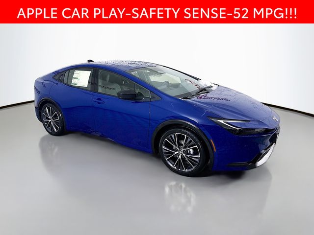 2026 Toyota Prius XLE's photo