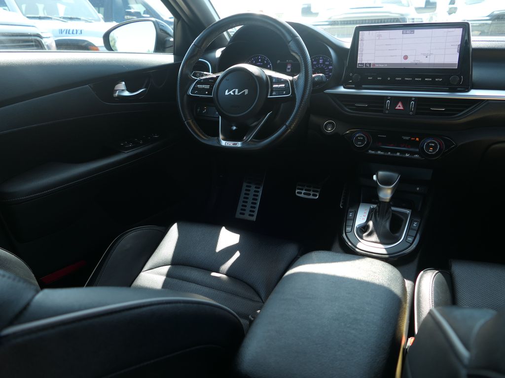 2023 Kia Forte GT-Line photo 22