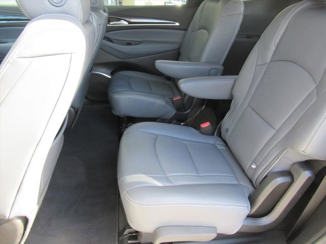 2018 Buick Enclave Essence photo 26