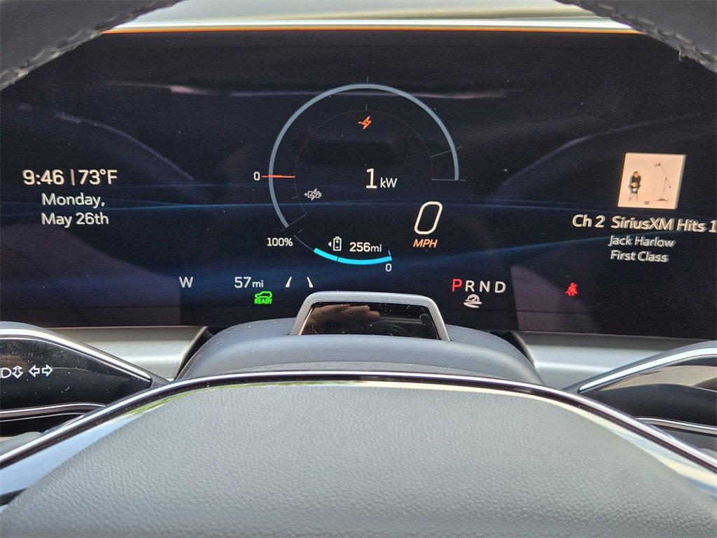 2025 Cadillac Lyriq Luxury photo 17