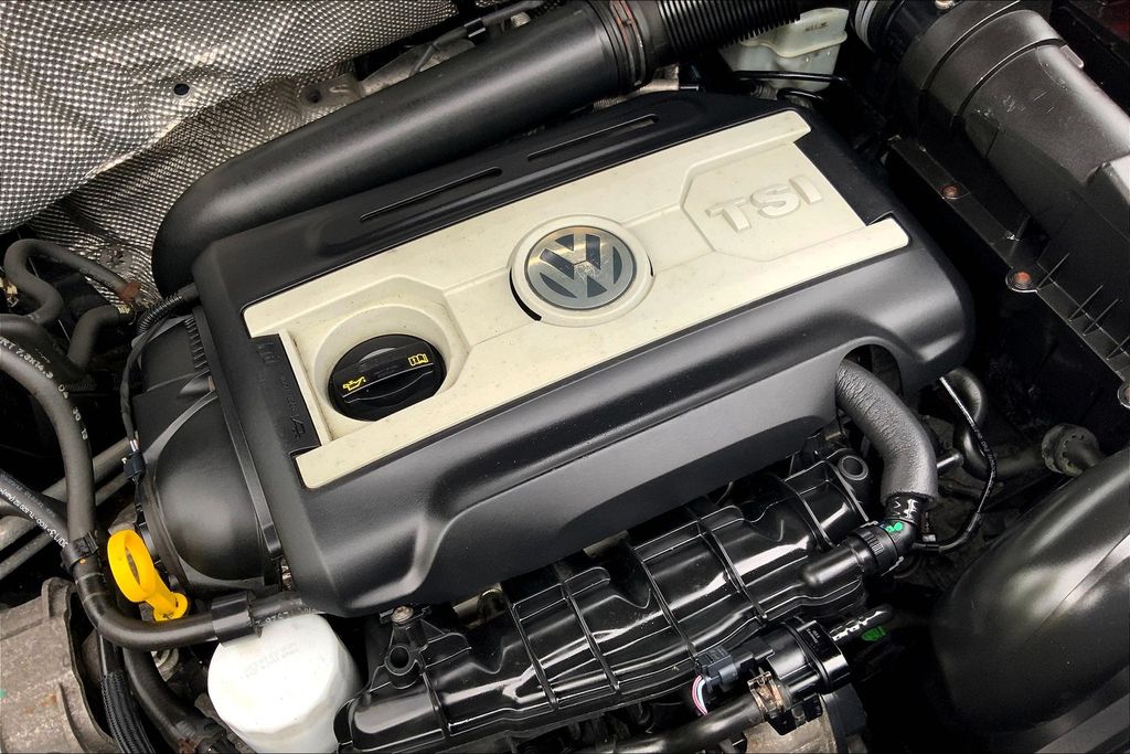 2014 Volkswagen Tiguan SE photo 33