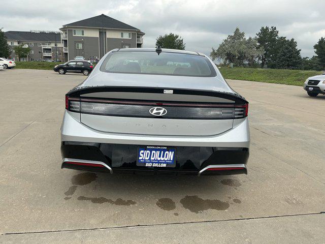 2025 Hyundai Sonata SEL Convenience photo 3