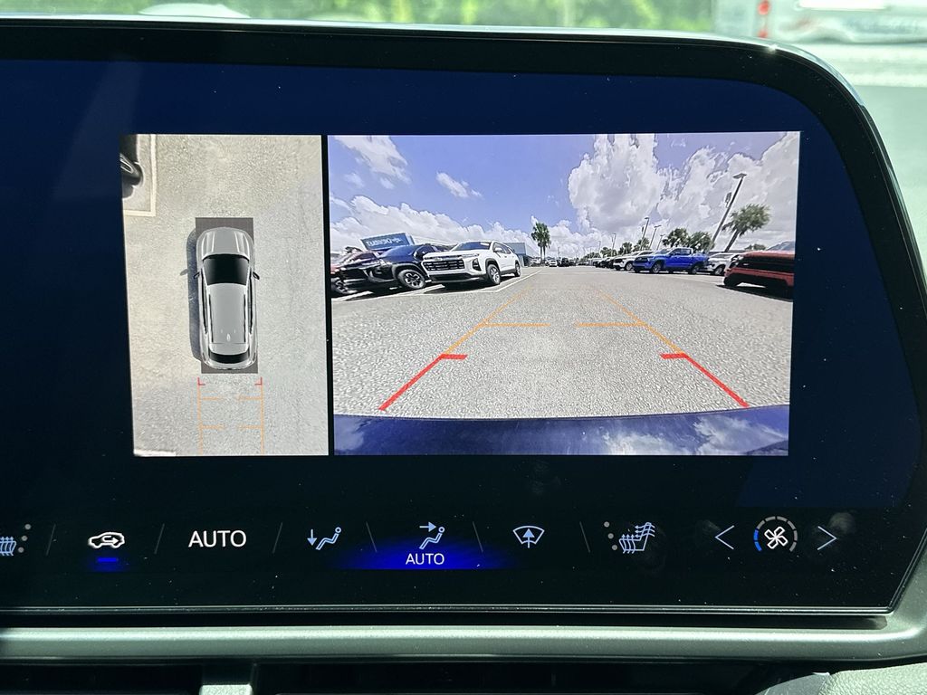 2025 Chevrolet Equinox EV 3RS photo 23