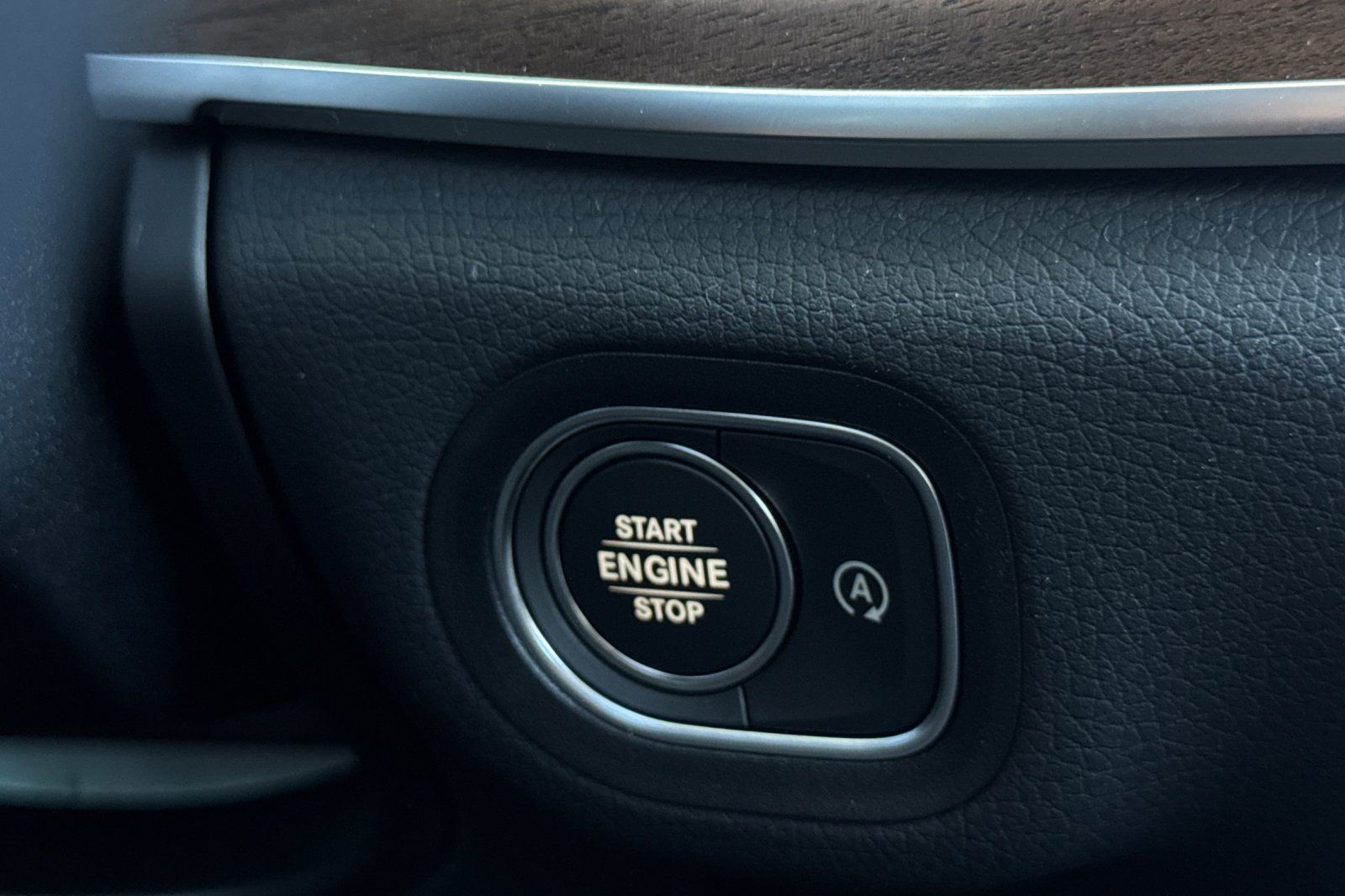 2025 Mercedes Benz GLE 350 4MATIC photo 17