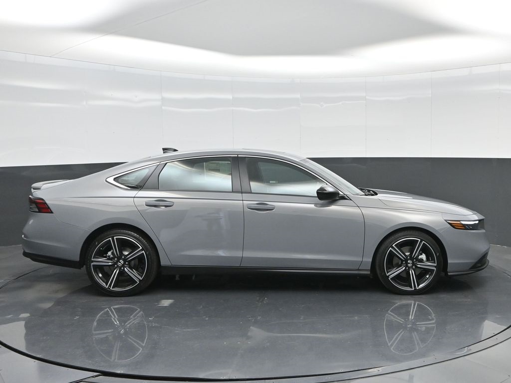2025 Honda Accord Hybrid Sport photo 4
