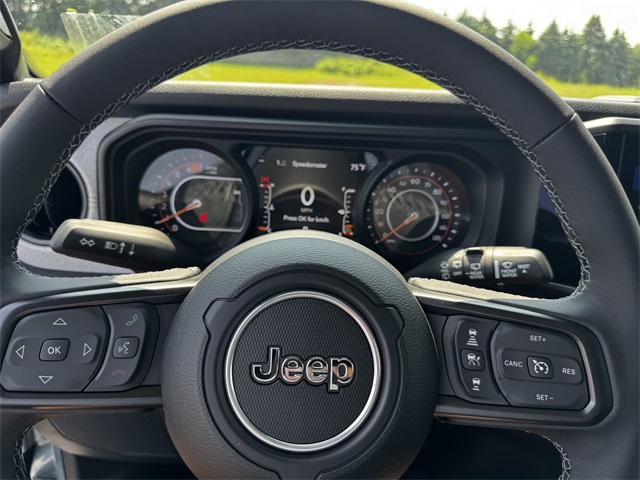 2025 Jeep Wrangler Sport S photo 17