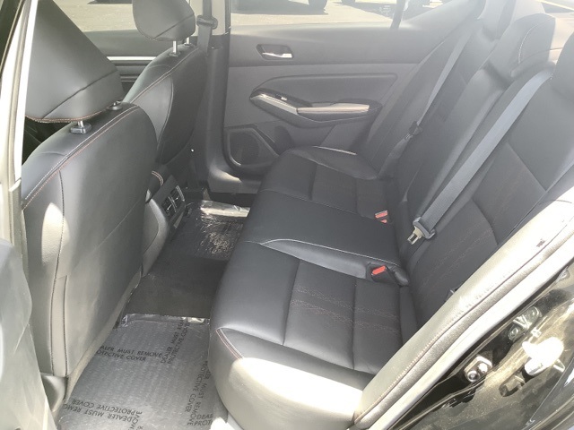 2023 Nissan Altima SR photo 12