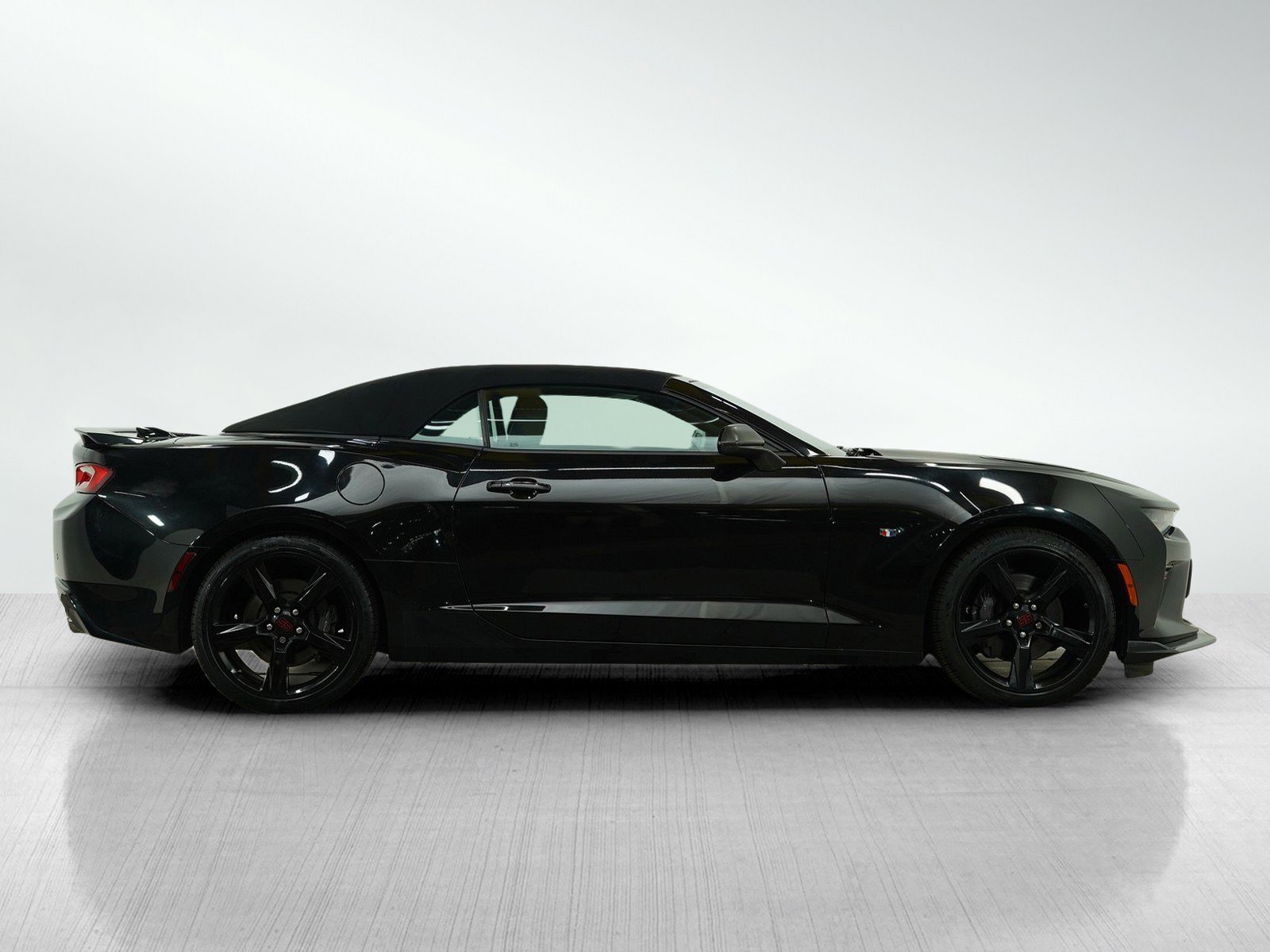 2017 Chevrolet Camaro SS photo 4