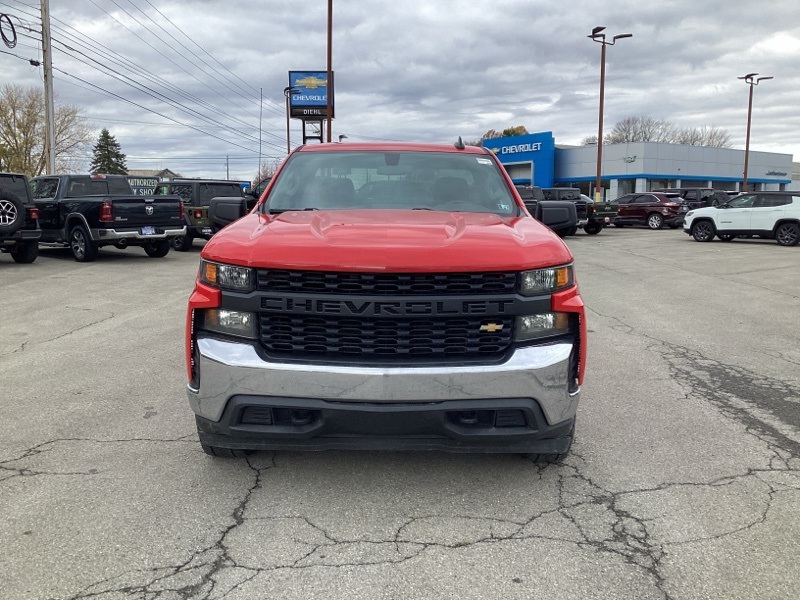 2020 Chevrolet Silverado 1500 photo 2
