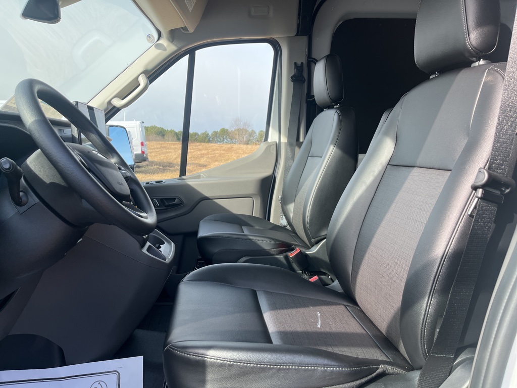 2024 Ford Transit Cargo Van photo 11