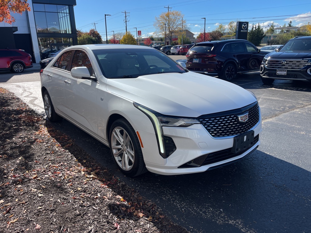 2021 Cadillac CT4 Luxury photo 4