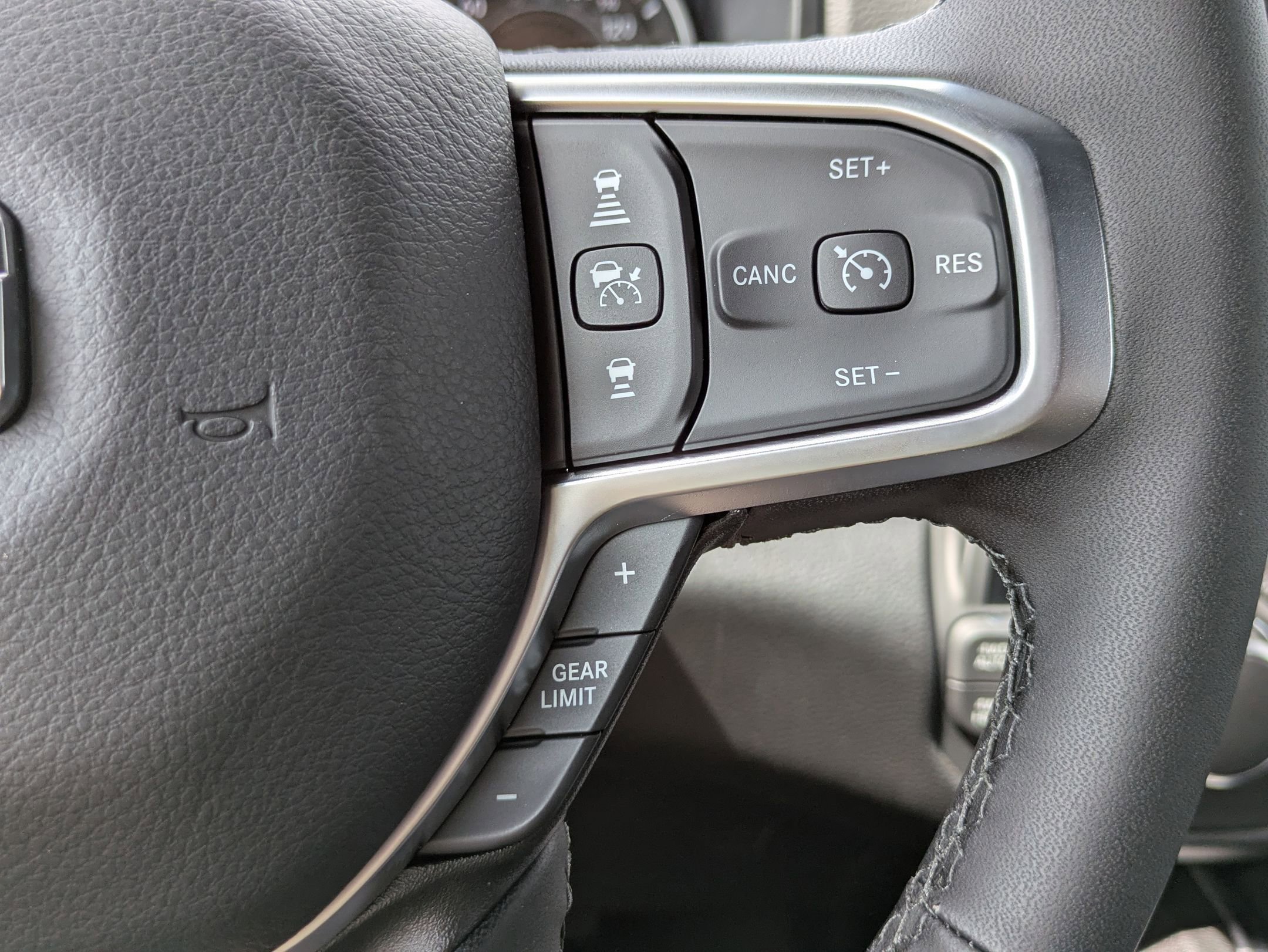 2025 Ram 1500 Big Horn photo 16