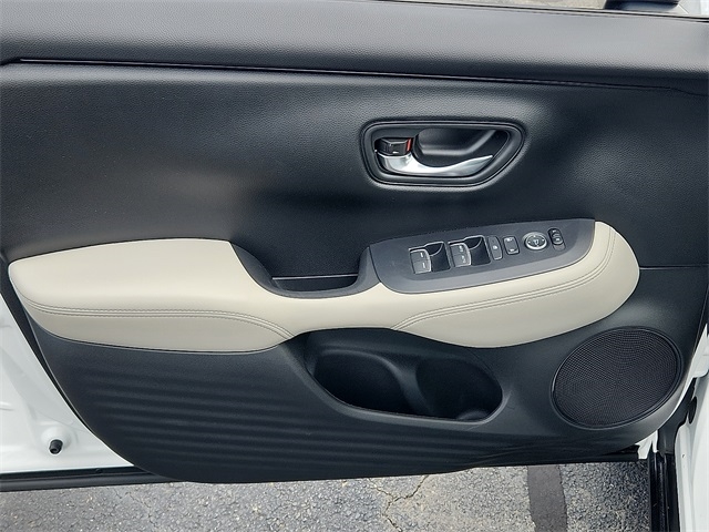 2025 Honda HR-V EX-L photo 11