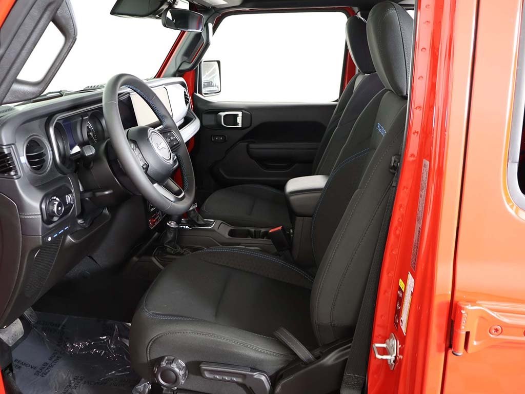 2024 Jeep Wrangler Rubicon 4xe photo 27